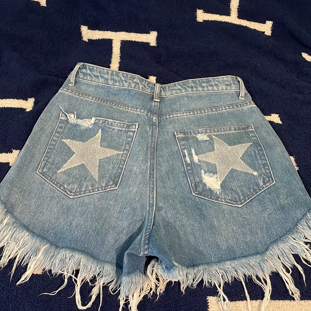 NWT Show Me your Mumu high waisted star denim shorts - Picture 6 of 7